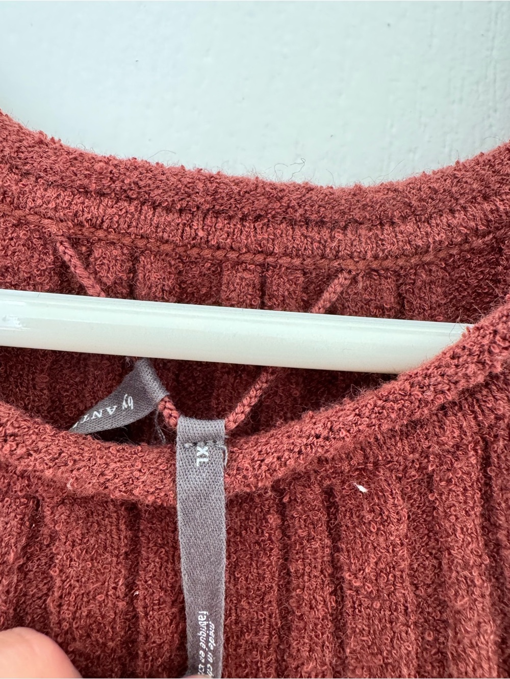 Sleeveless Ribbed Knit top - Picture 2 of 3